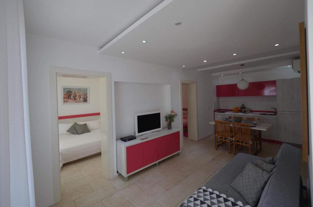 Apartament Karmen Maria *