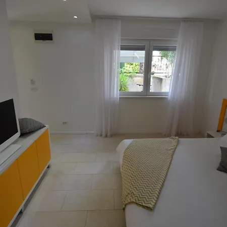 Apartments Karmen Maria Novigrad  Exterior photo