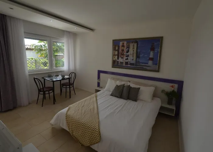 Apartments Karmen Maria